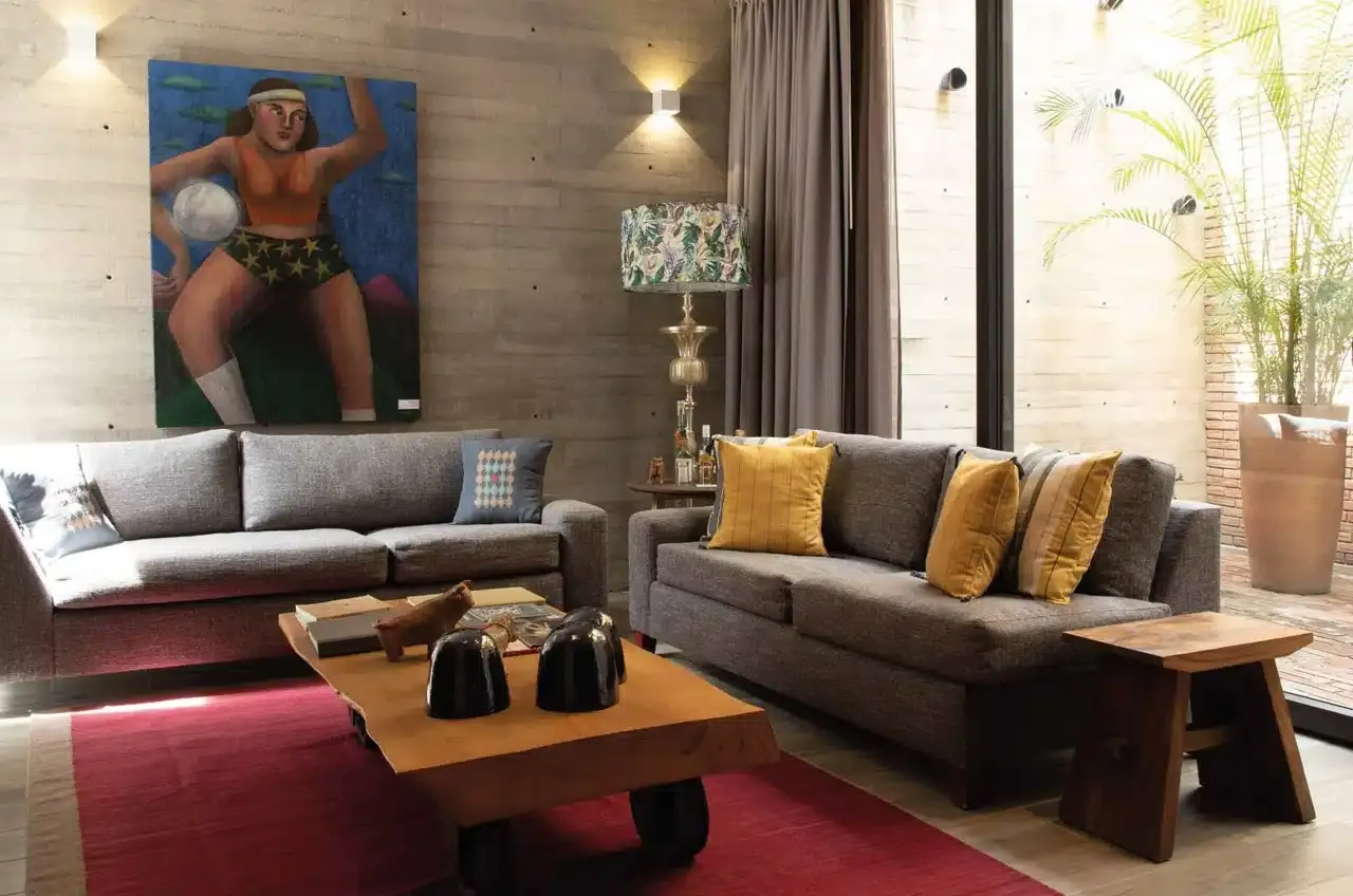 Master Suite Familiar