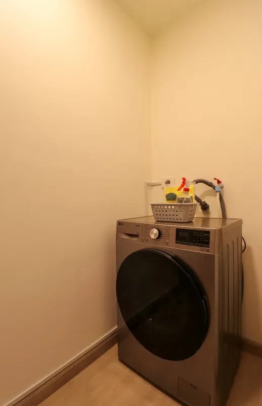 Engaging 2BR w/ Balcony in Miraflores