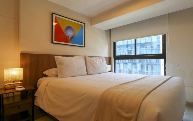 Engaging 2BR w/ Balcony in Miraflores