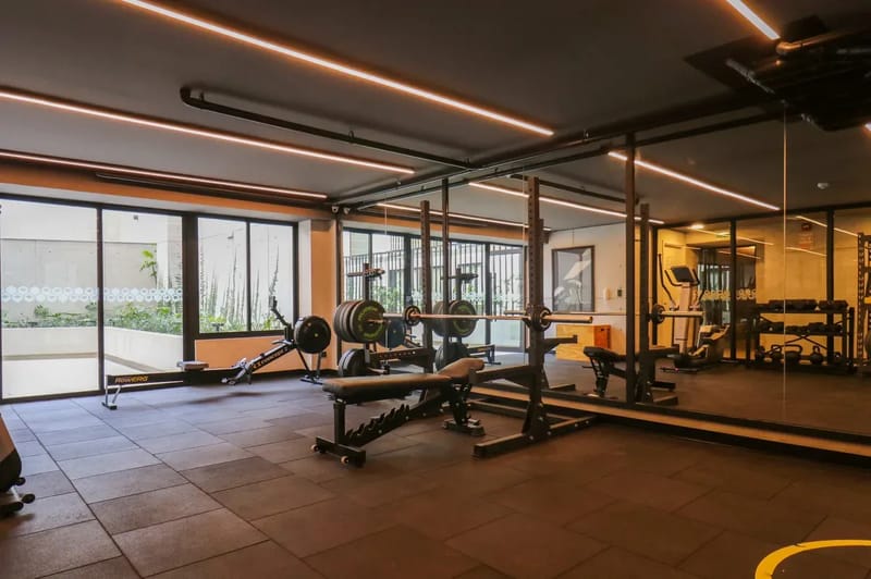 Engaging 2BR w/ Balcony in Miraflores