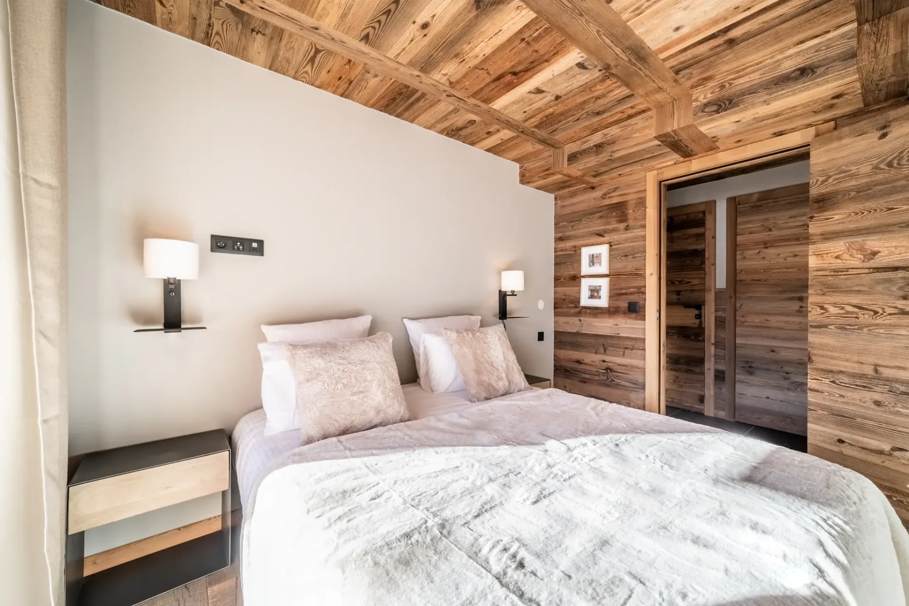 Cosy double bedroom mountain views chalet Floquet de Neu Les Gets