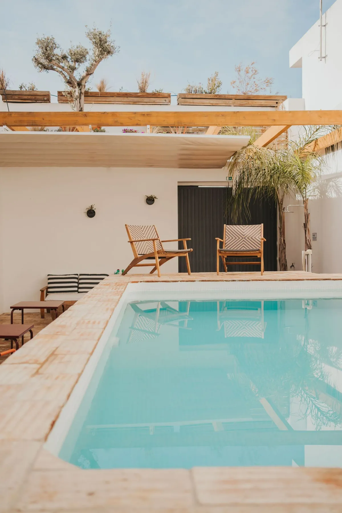 La piscina al aire libre.