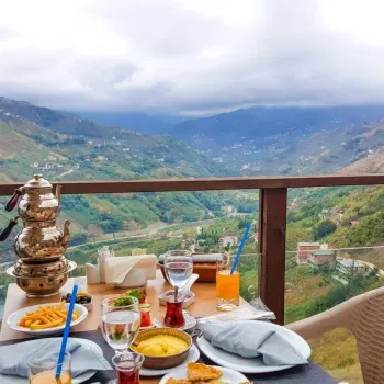 Desayuno en Garden Cafe