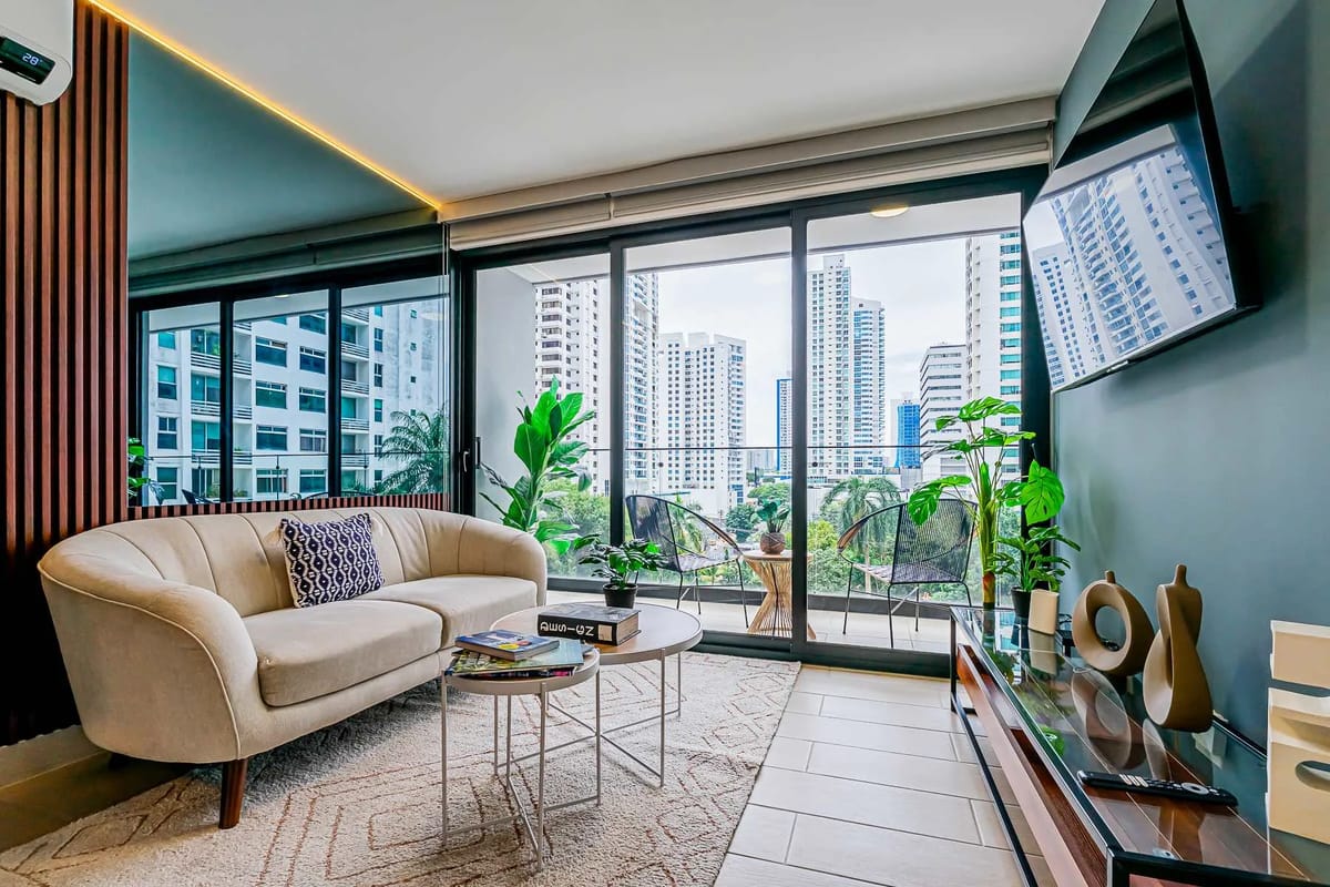 Bright 1BR in San Francisco w/ Balcony