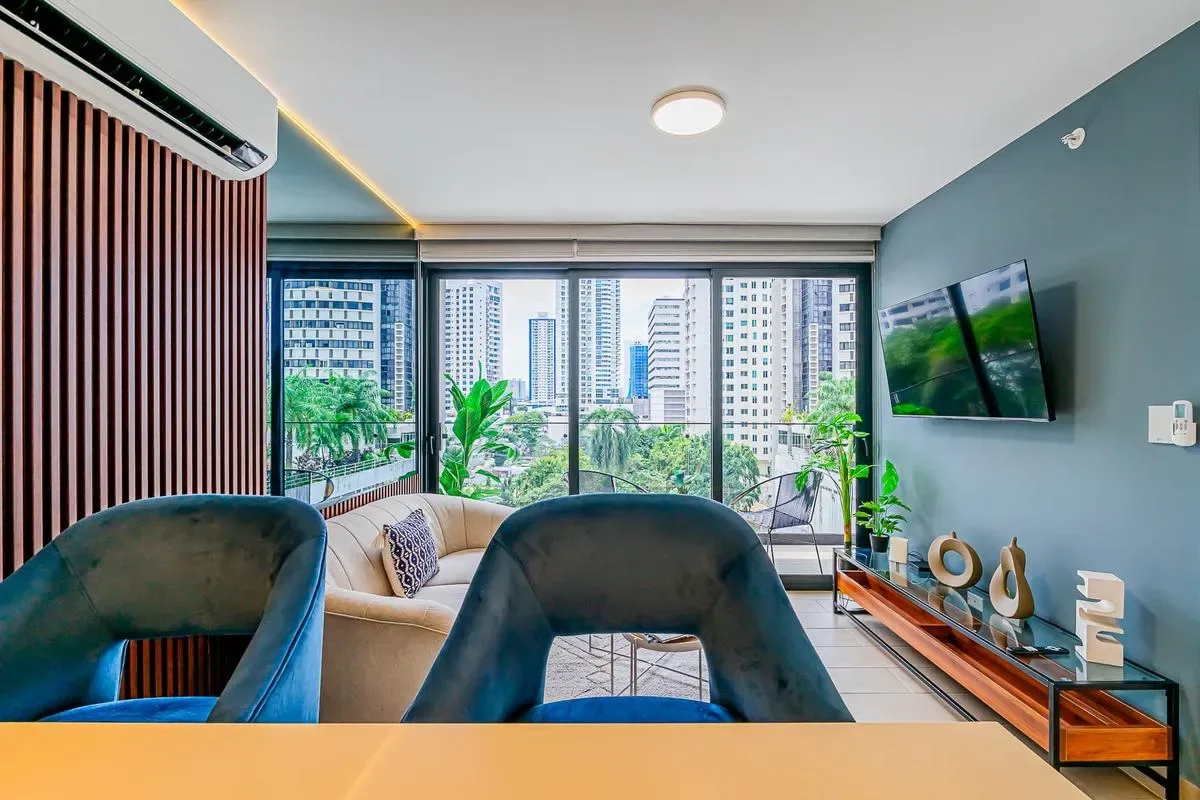 Bright 1BR in San Francisco w/ Balcony
