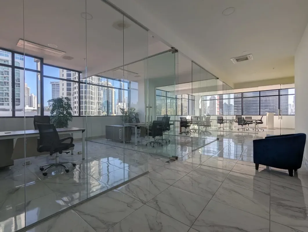 Sunny 1BR on Calle 50 w/ View