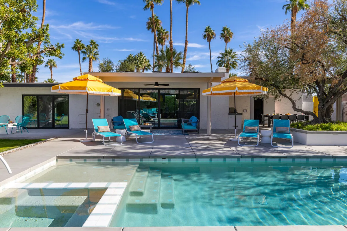 Poolside Gossip