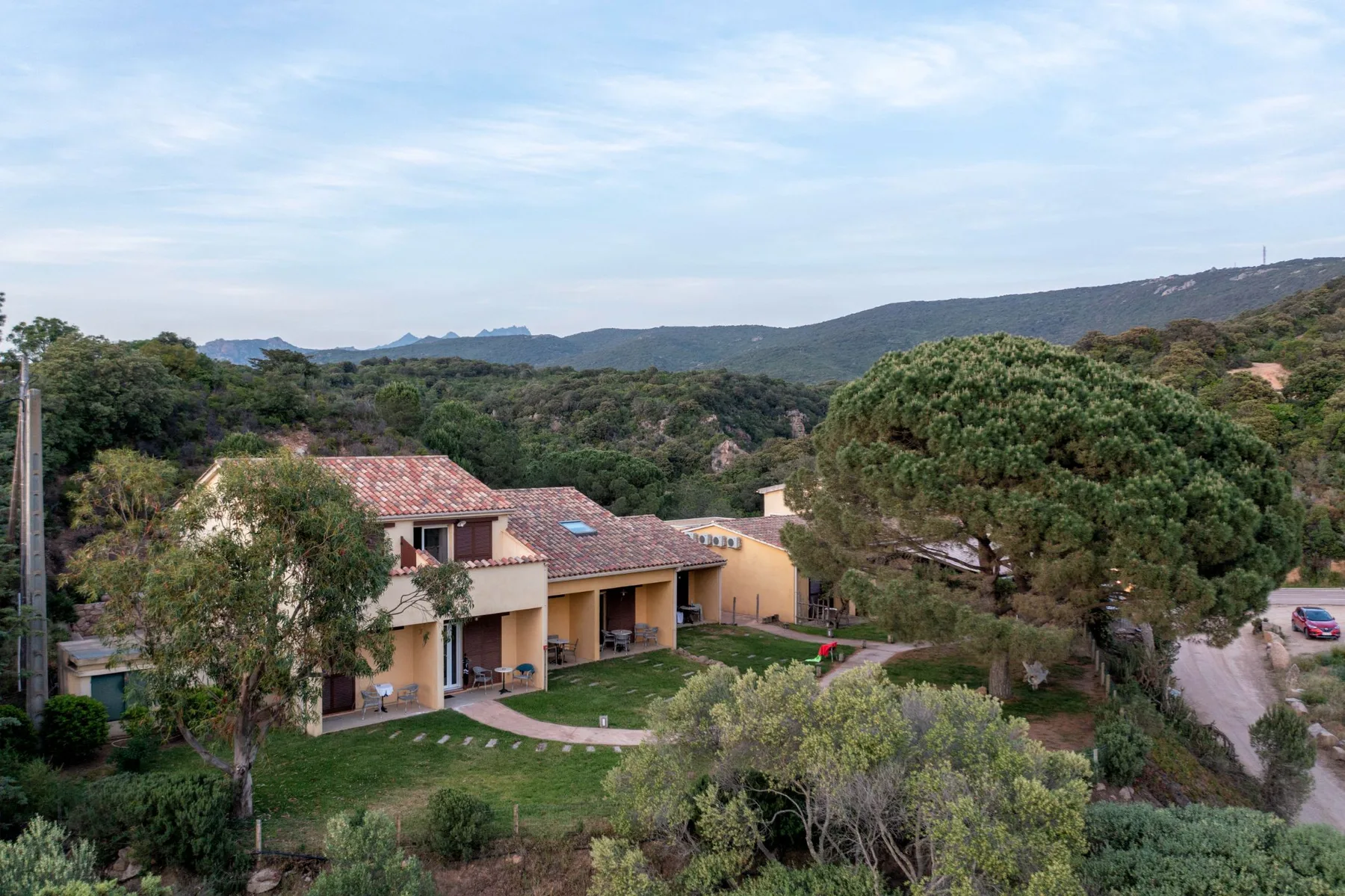 Intimate hotel in Sartène