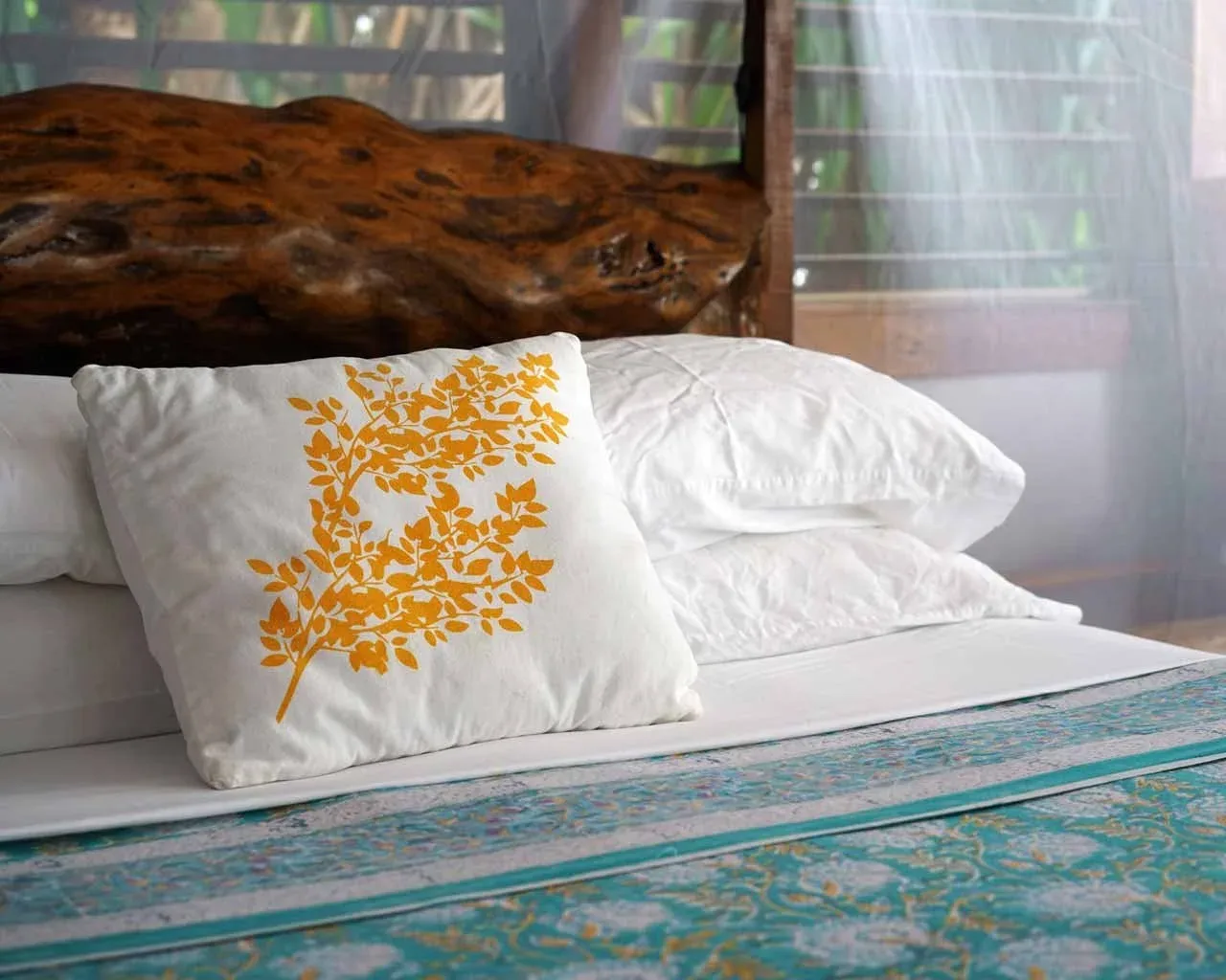 Tortuga beachfront bungalow
