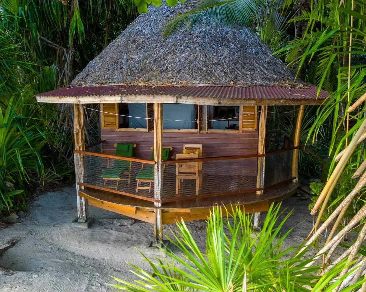 Pelicano beachfront bungalow