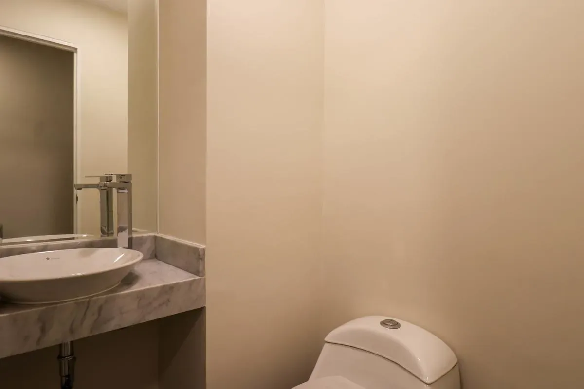 Premium 2BR with Balcony near the Malecon