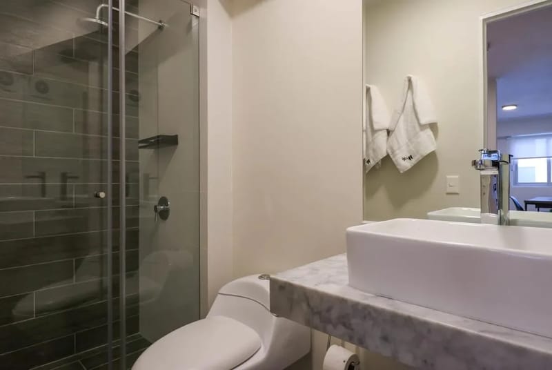 Premium 2BR with Balcony near the Malecon