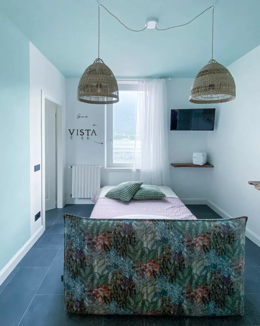 French Ander room