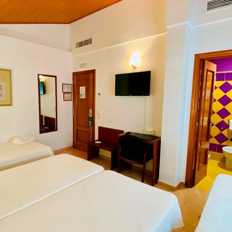 Quadruple room