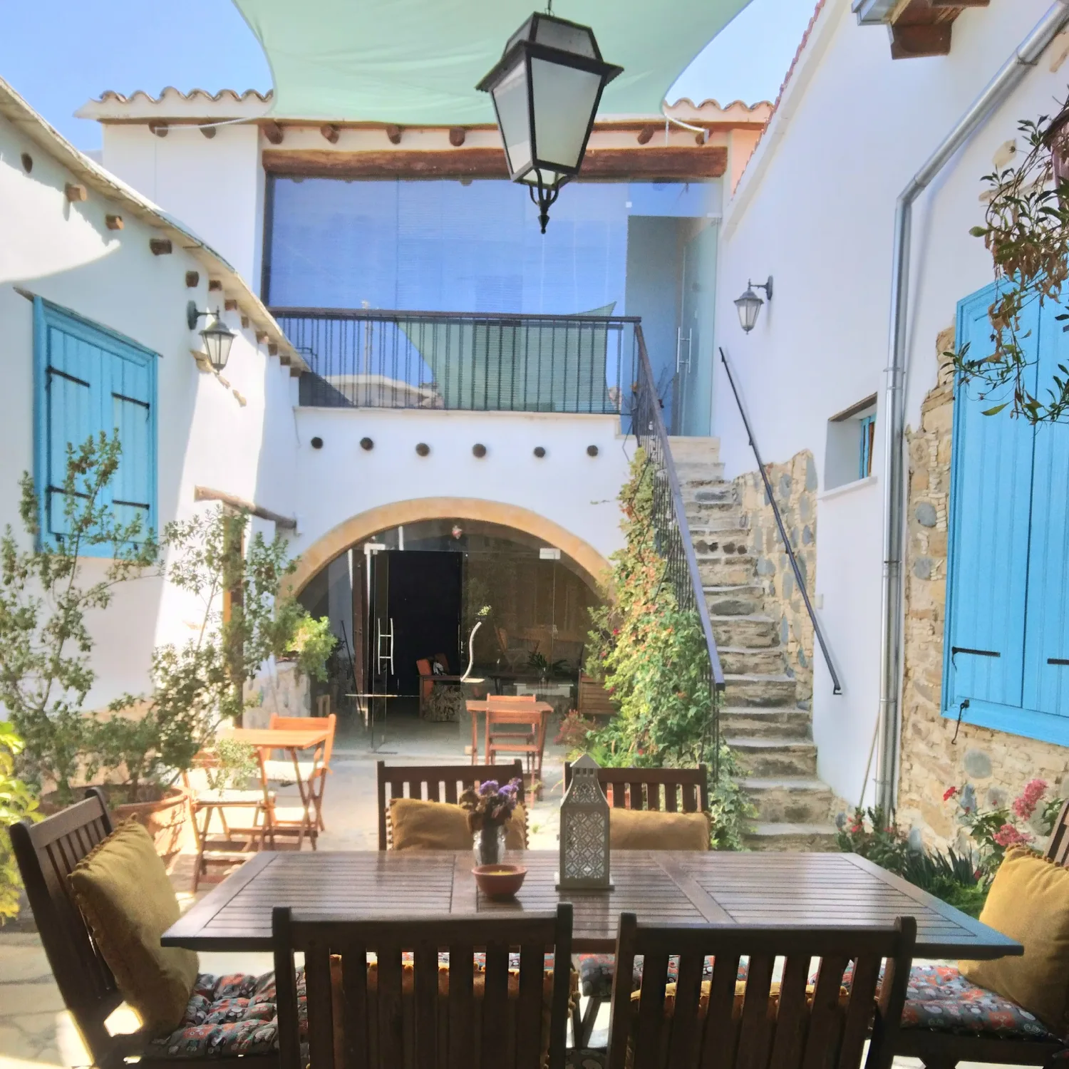 Patio de Aperanti
