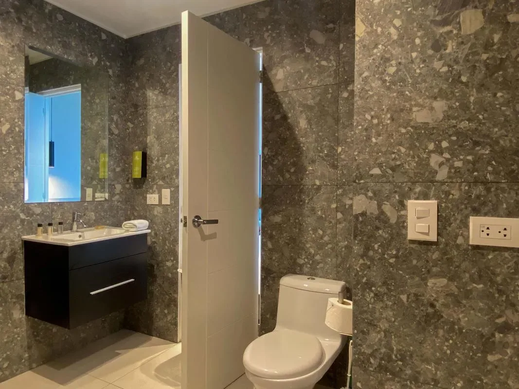 Modern & Cozy 2BR in the Heart of Miraflores