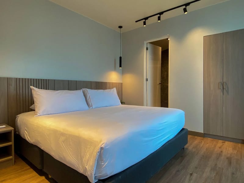 Modern & Cozy 2BR in the Heart of Miraflores