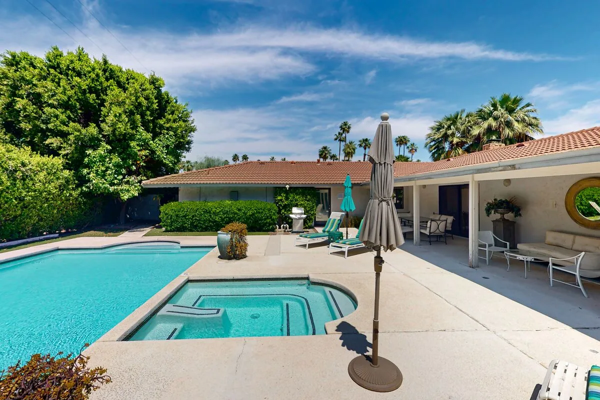 South Palm Springs Paradise