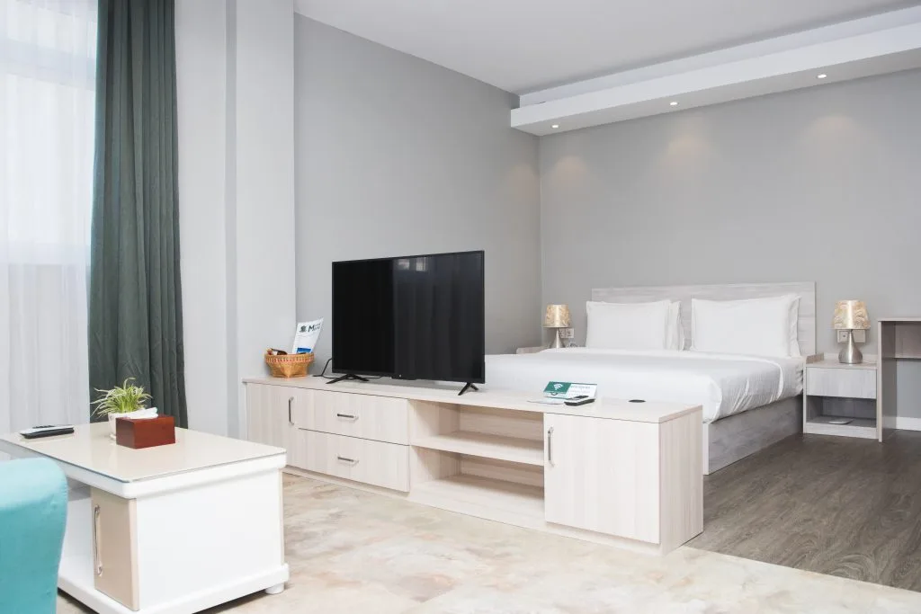 Guest room