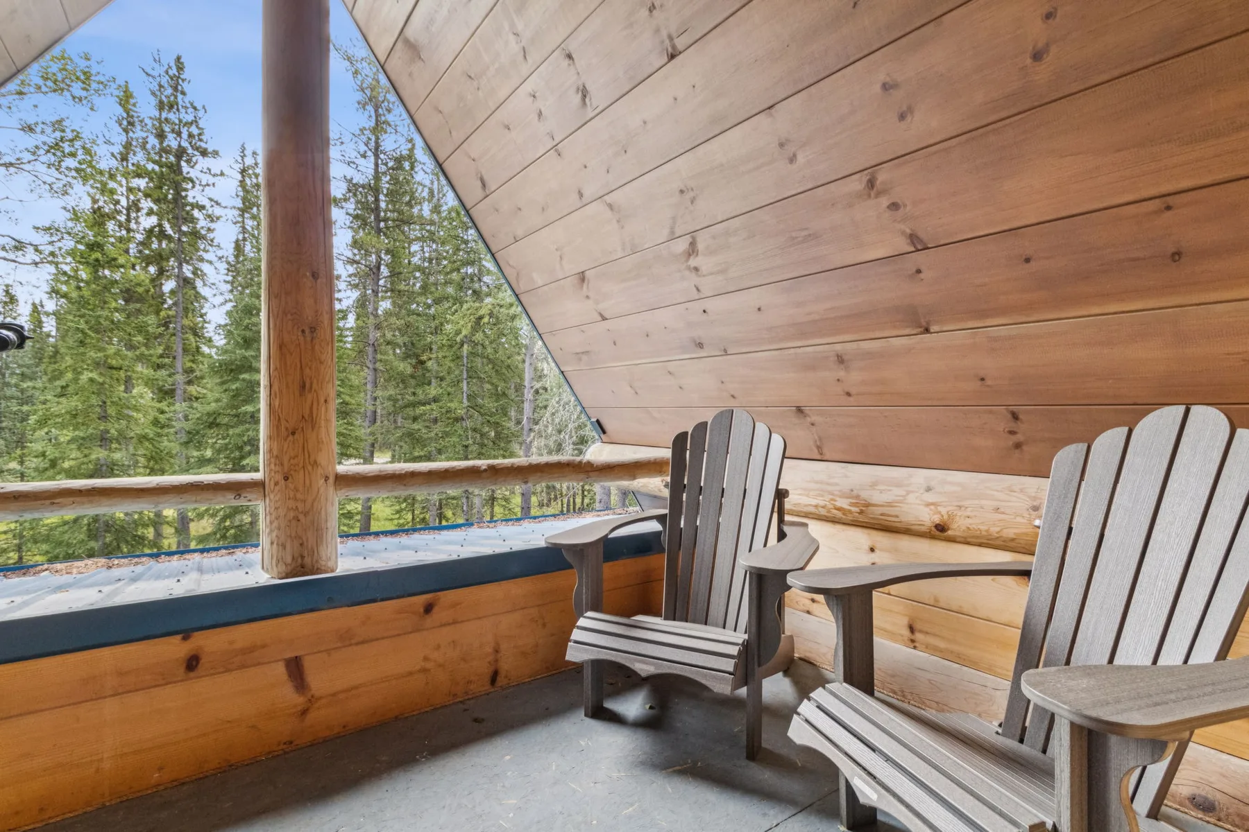 Nordegg Timber Estate – Luxury Log Home Retreat