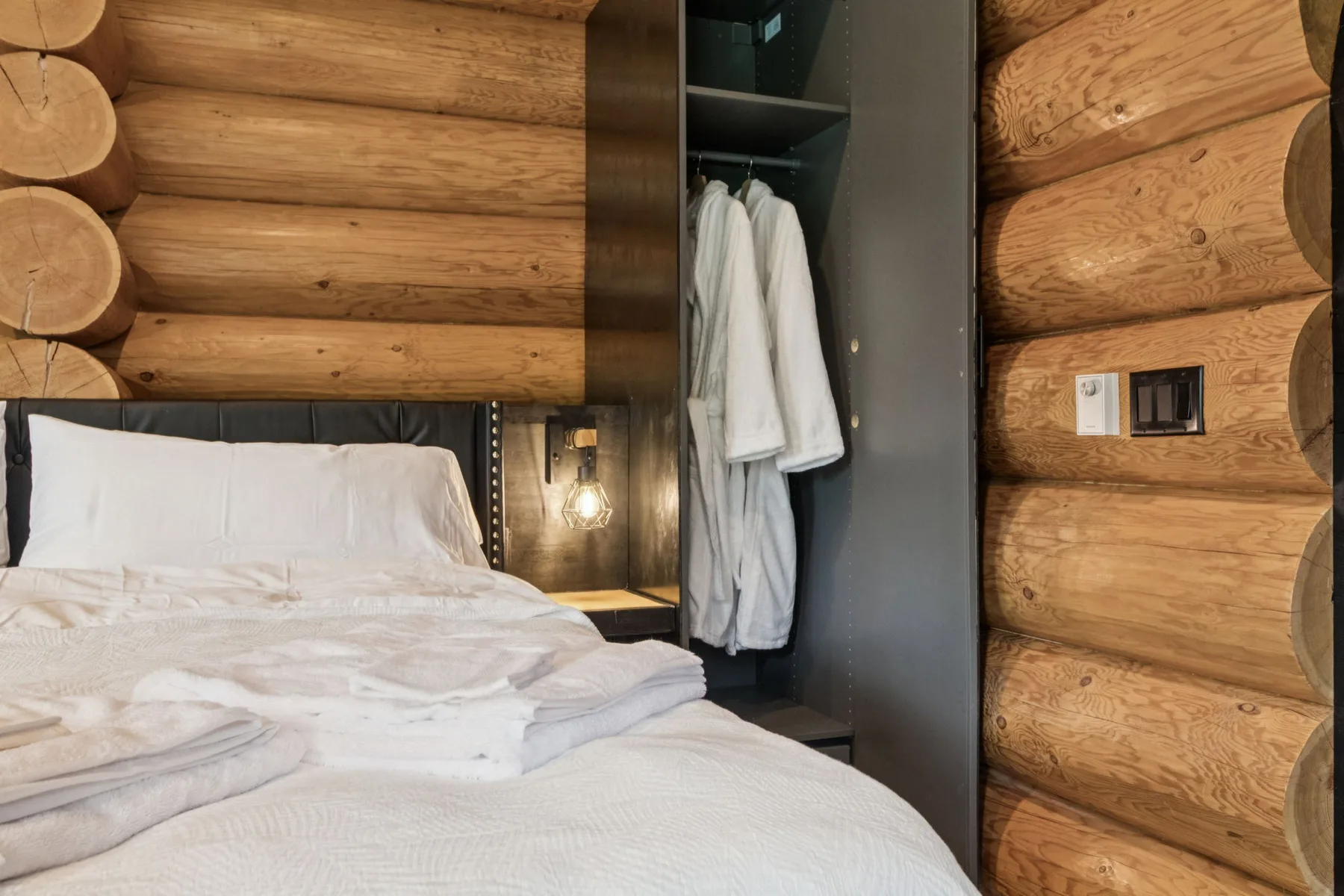 Nordegg Timber Estate – Luxury Log Home Retreat
