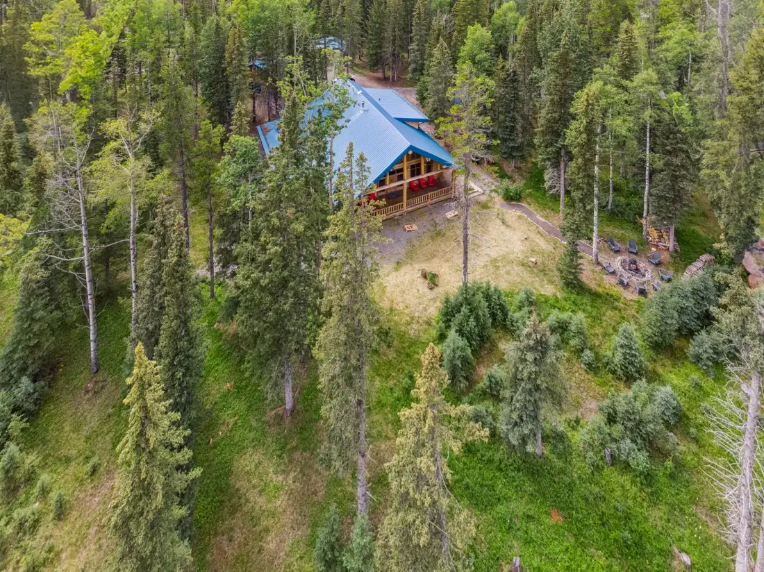 Nordegg Timber Estate – Luxury Log Home Retreat