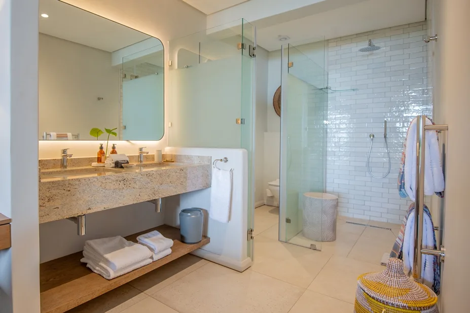 Habitación con vistas a la piscina