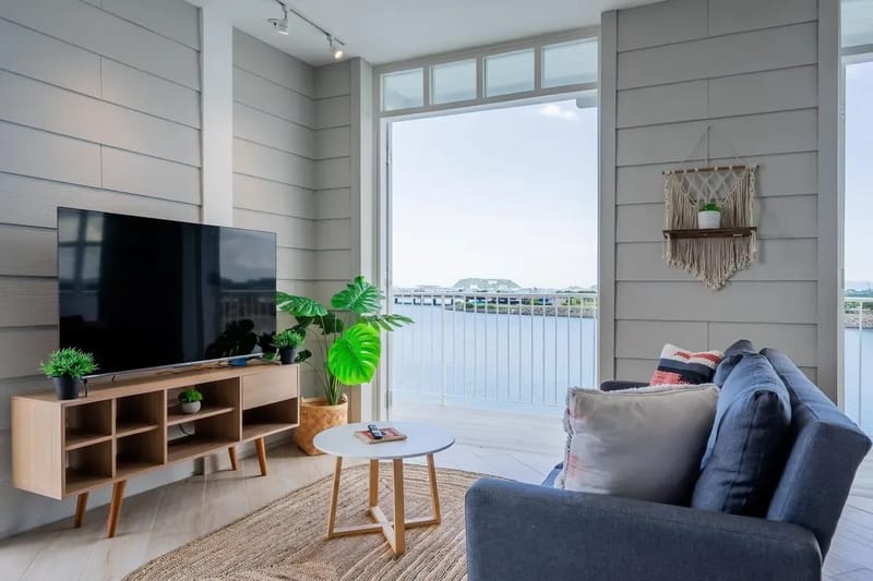 Roomy 1BR in Casco Antiguo w/ Balcony
