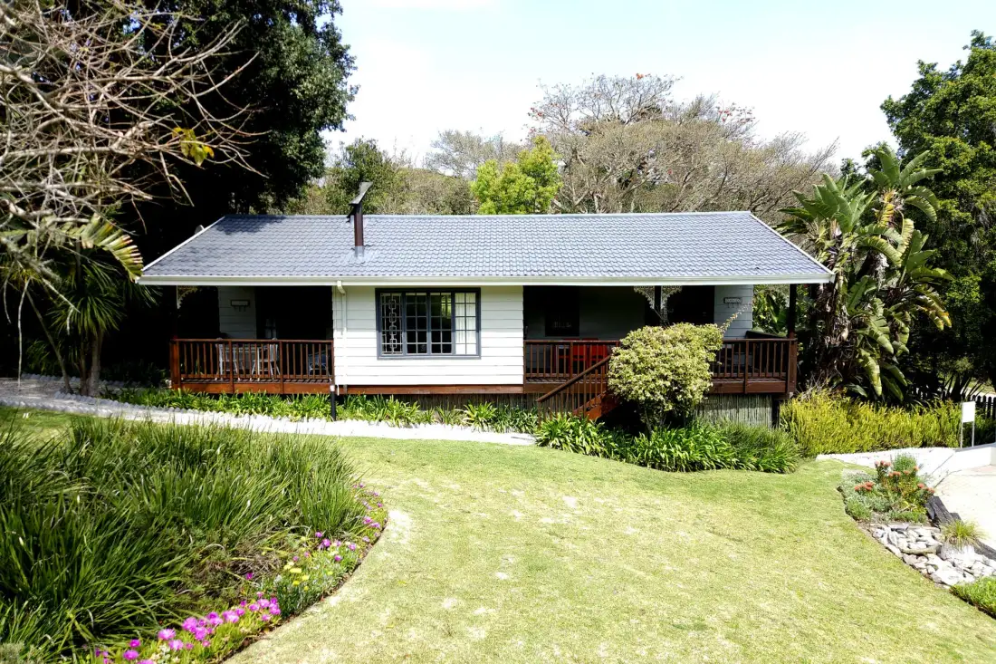 Casitas en el jardín con cocina propia