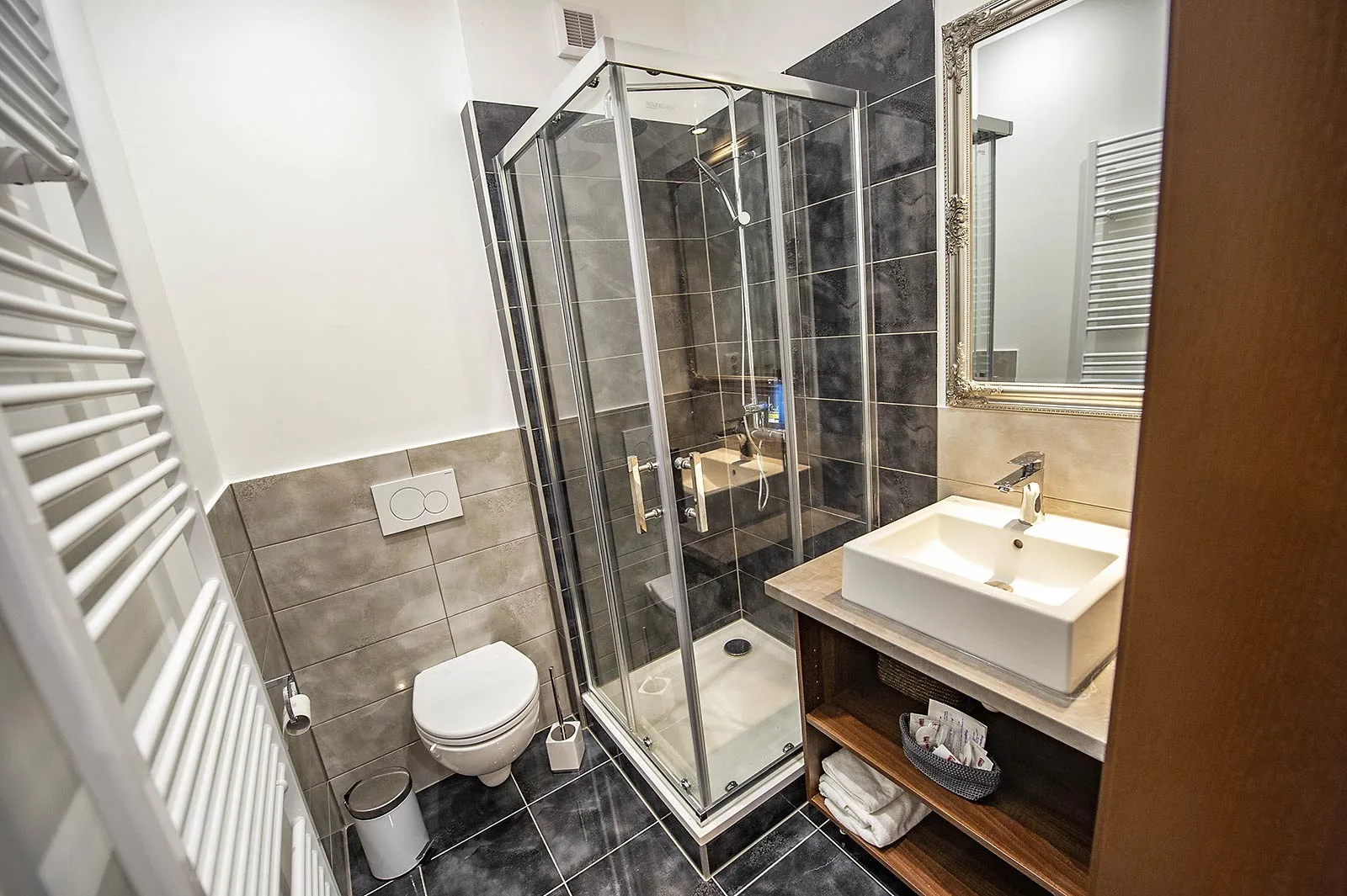 Villa Zachar bathroom