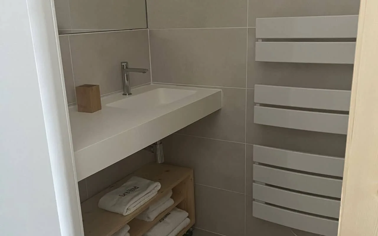 Room 106