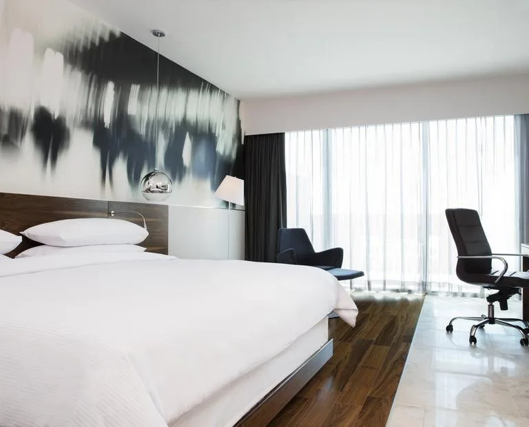 De Lujo King room