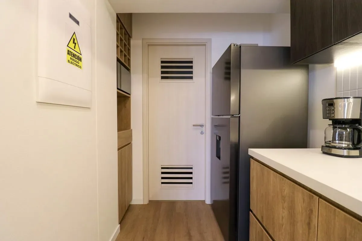 Elegant 2BR w/ Balcony Near Larcomar