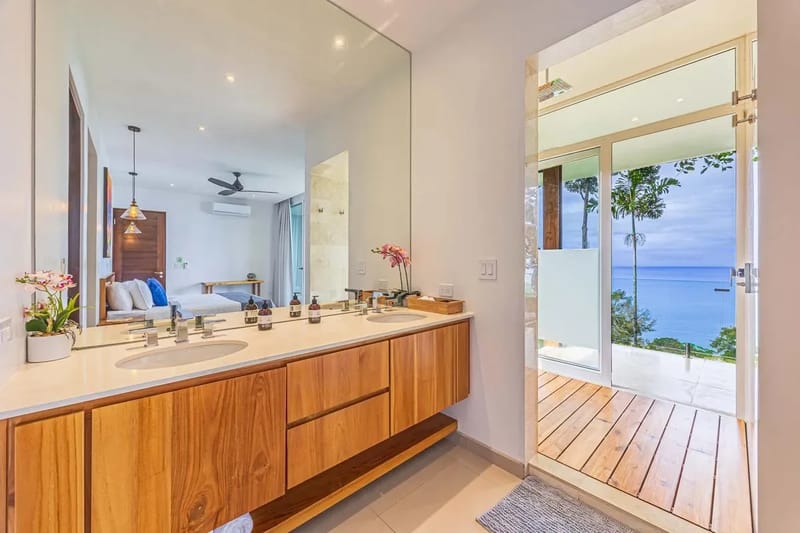Luxury 3BR Rainforest Villa w/ Oceanview Pool