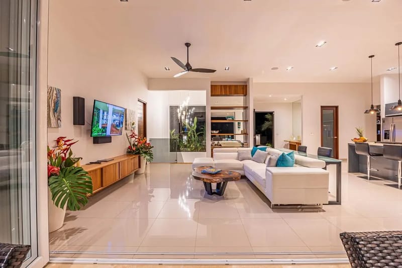 Luxury 3BR Rainforest Villa w/ Oceanview Pool