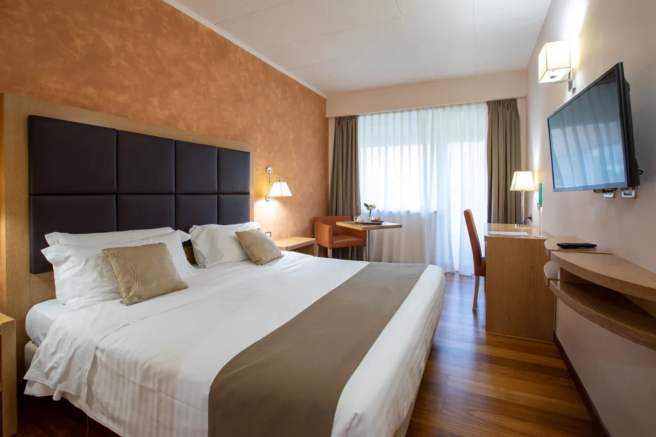 Habitación con cama king