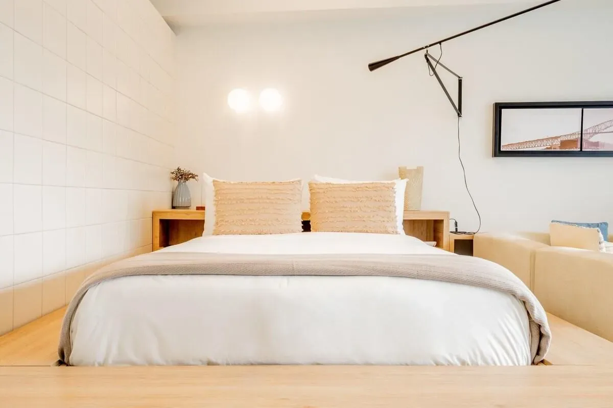 Luxury 1BR in Santa Ana
