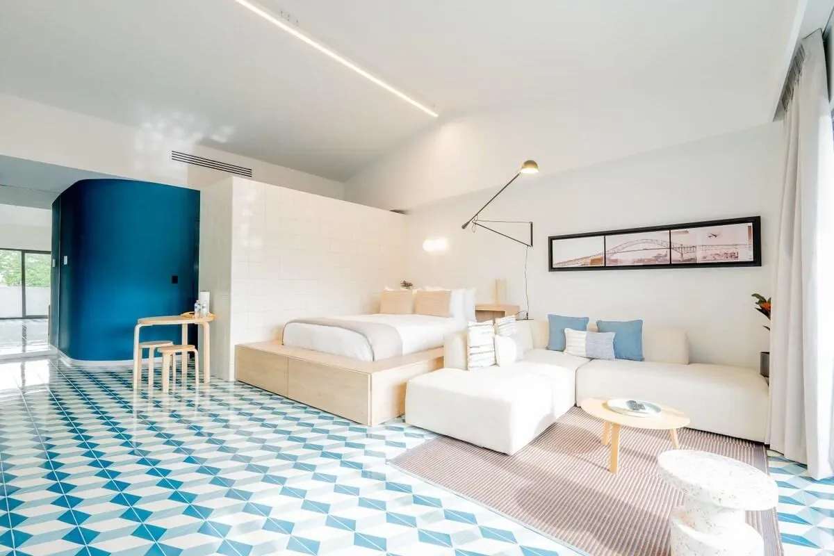 Luxury 1BR in Santa Ana