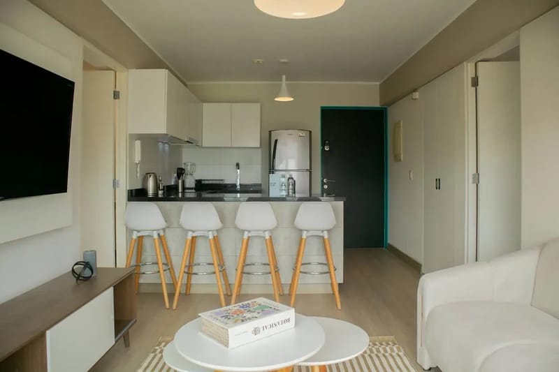 Contemporary 2BR w/ Balcony in Barranco