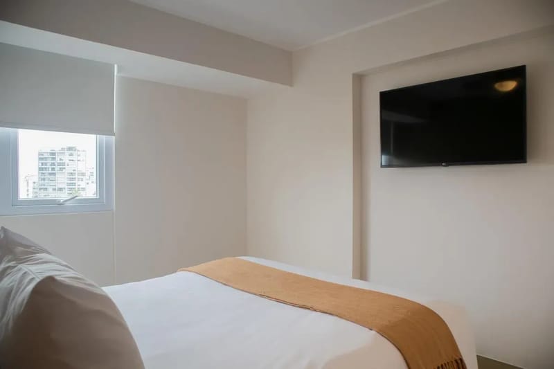 Contemporary 2BR w/ Balcony in Barranco