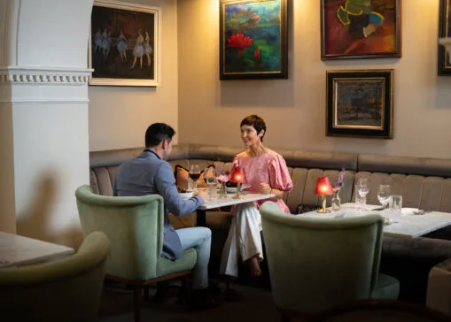 Cena en el restaurante The Met