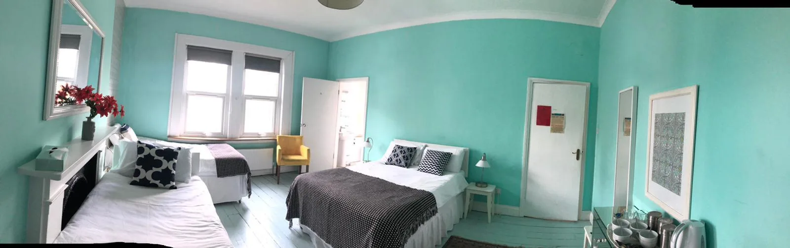 Guest room