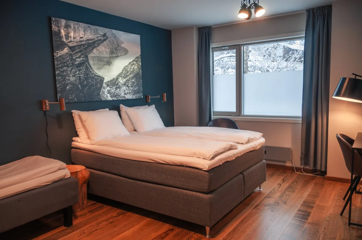 Trolltunga Hotel