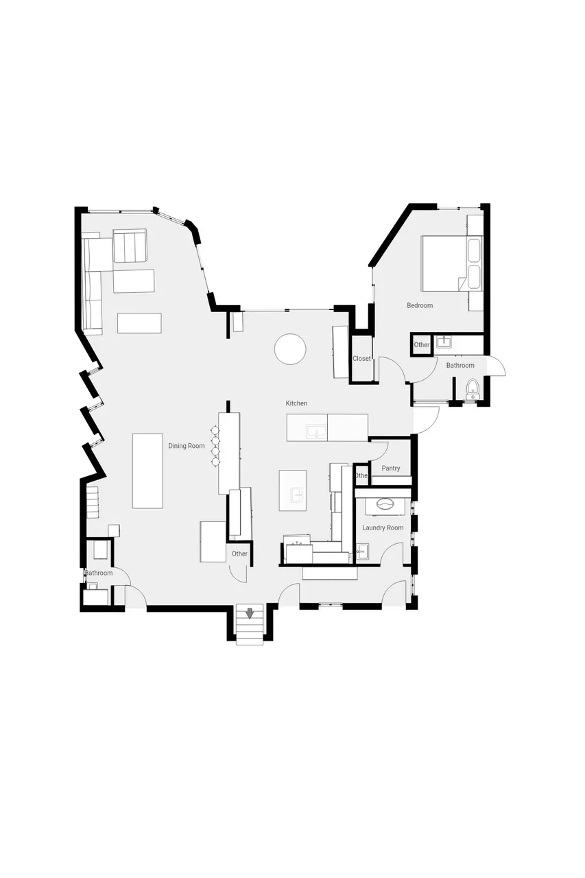 Un plano muestra una cocina, un comedor, una sala de estar y dormitorios.