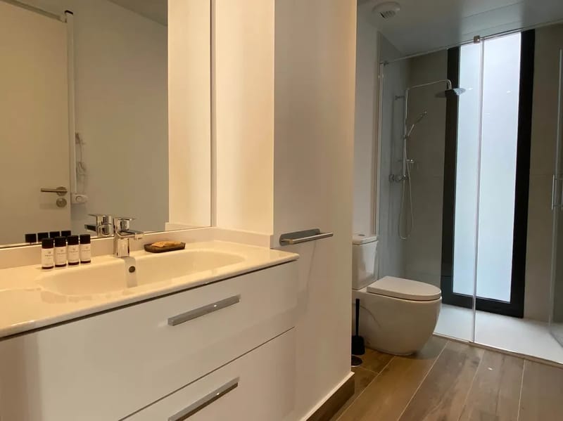 Trendy 2BR w/ Sunny Terrace in Chueca