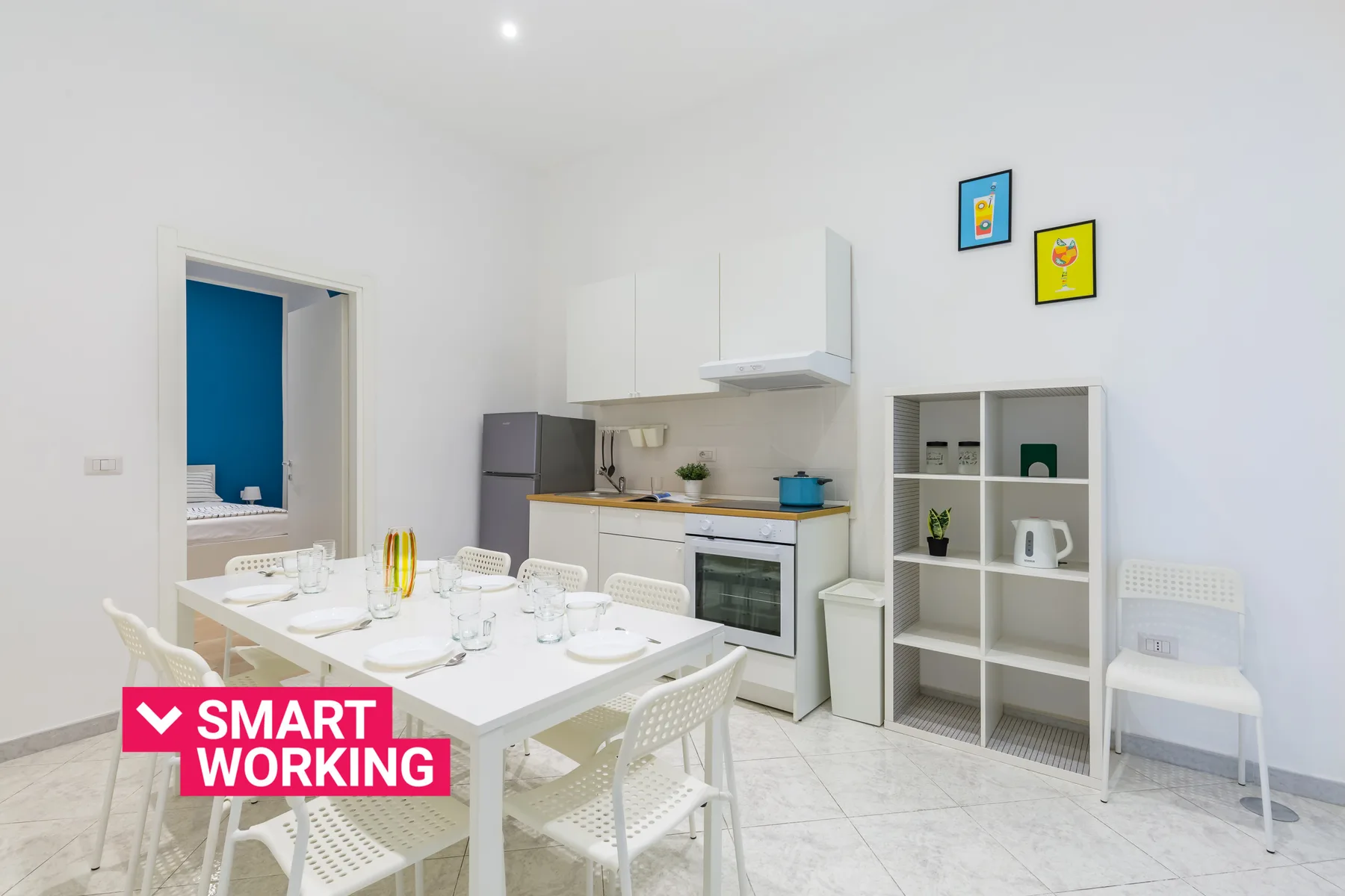 White&Blue Apartment at Sanità