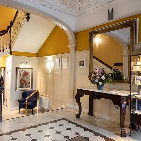 Cahir House Hotel