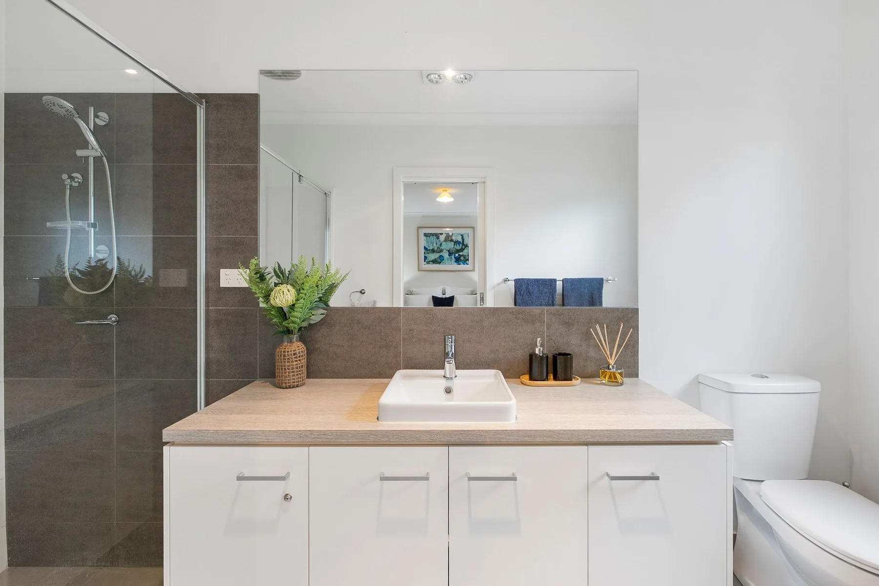 Ocean Haven – In the heart of Fairhaven, Wi-Fi and Pet Friendly