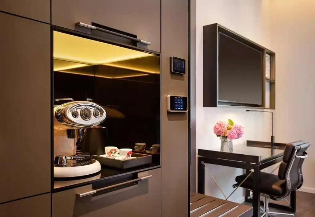 Habitación Art con escritorio y estación de café