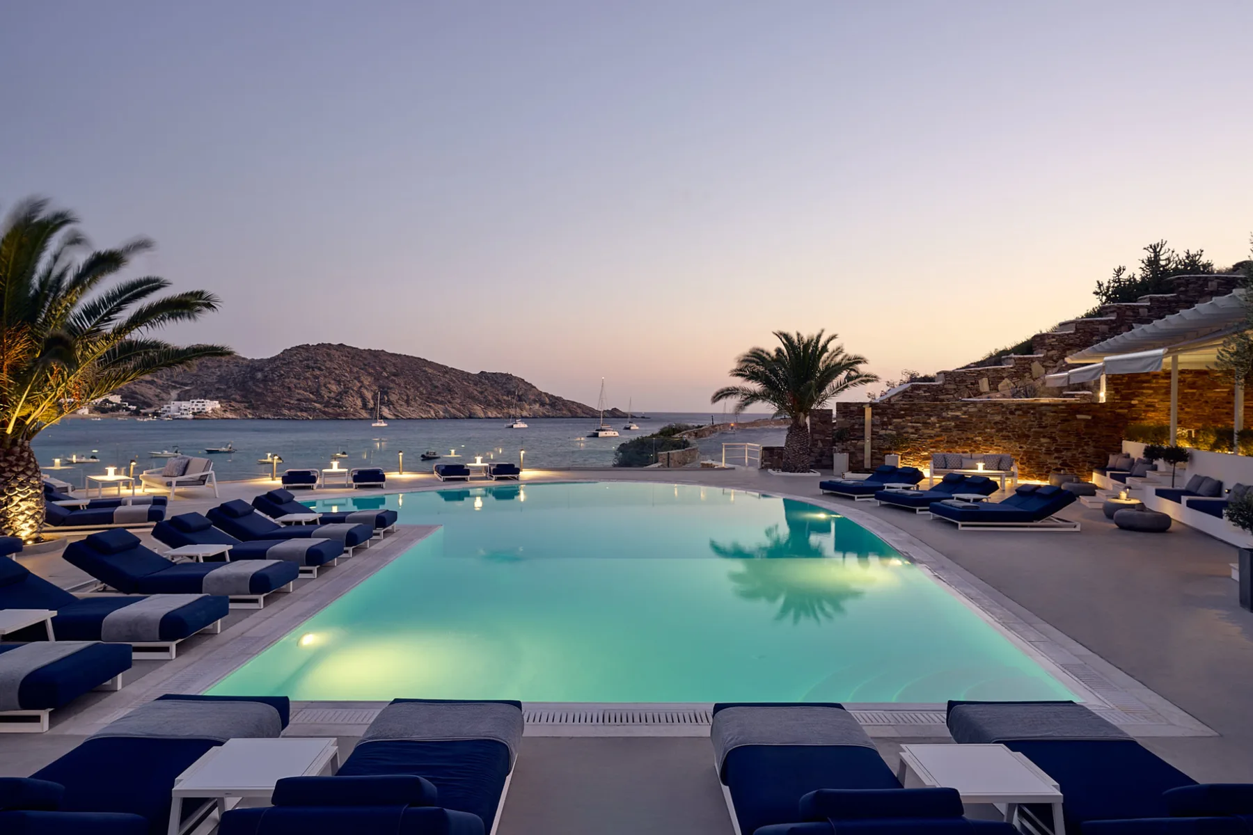 Zona de piscina del Ios Palace Hotel